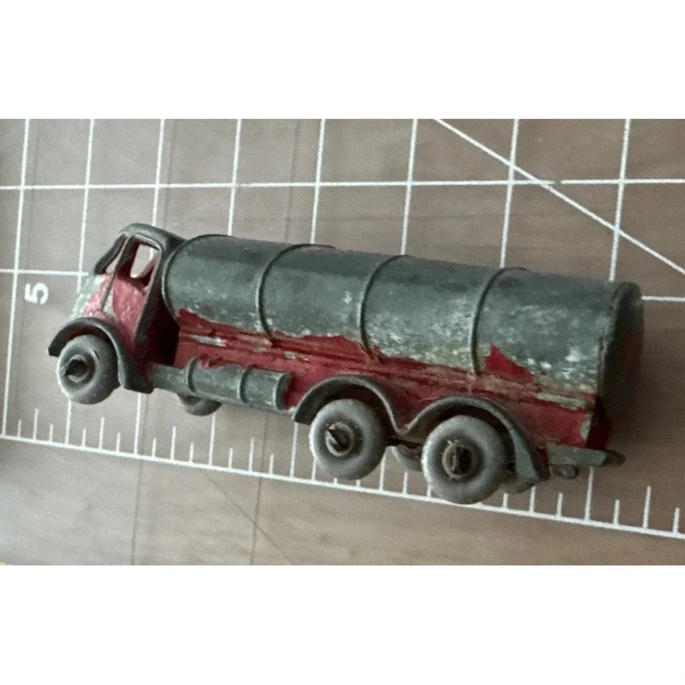 Lesney vintage red